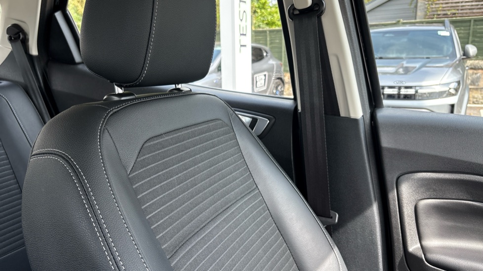 Ford EcoSport 1.0 EcoBoost 125 Titanium 5dr Auto Petrol Hatchback - Image 49