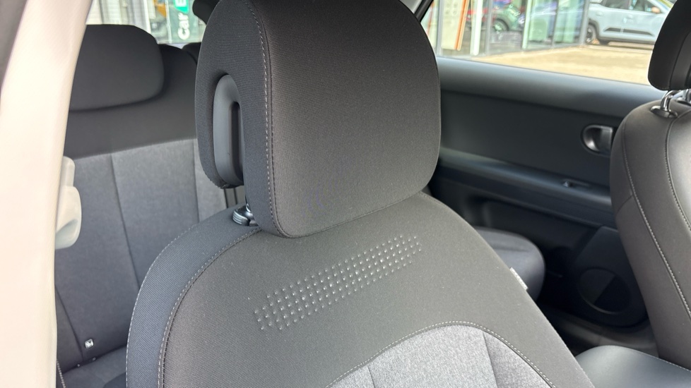 Hyundai IONIQ 5 125kW Advance 63 kWh 5dr Auto Electric Hatchback - Image 35