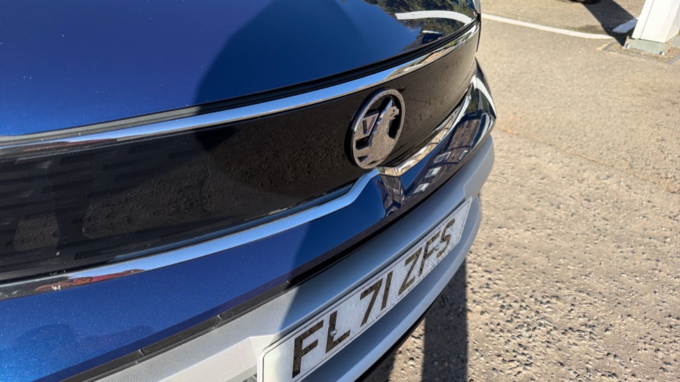 Vauxhall Crossland 1.5 Turbo D Ultimate Nav 5dr Diesel Hatchback - Image 31