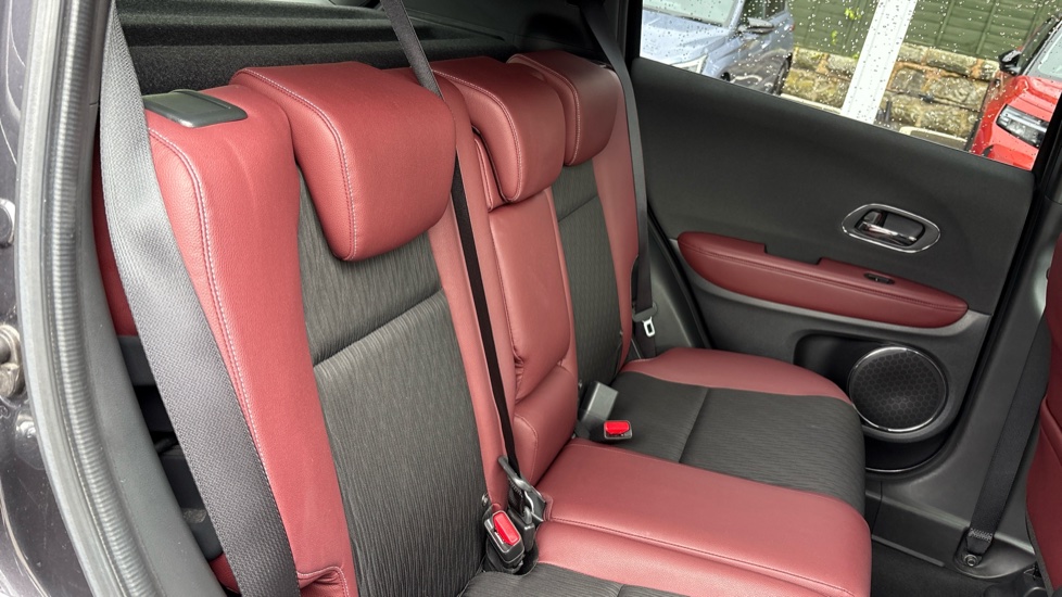 Honda HR-V 1.5 i-VTEC Turbo Sport 5dr Petrol Hatchback - Image 38