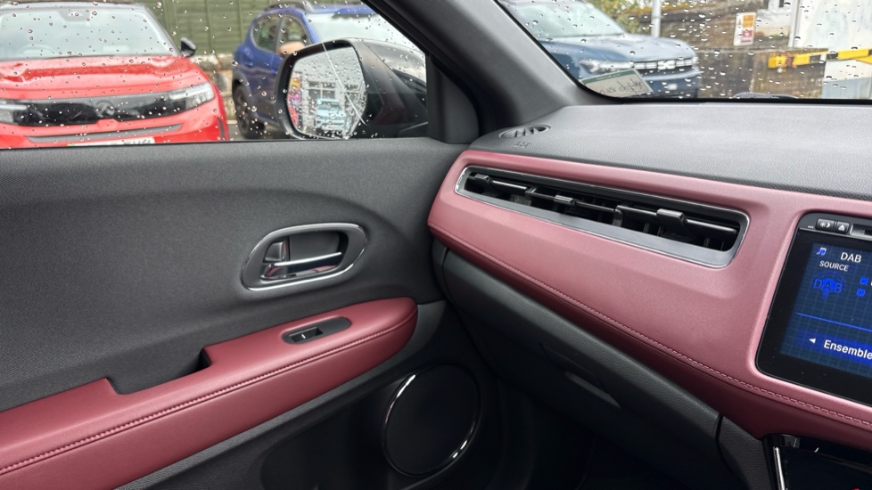 Honda HR-V 1.5 i-VTEC Turbo Sport 5dr Petrol Hatchback - Image 64