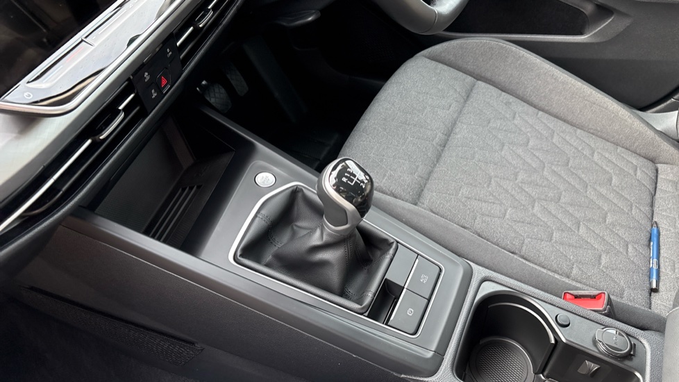Volkswagen Golf 1.5 TSI 150 Match 5dr Petrol Hatchback - Image 13