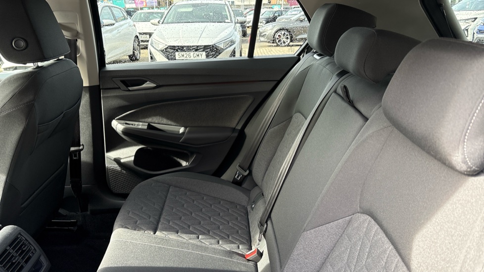 Volkswagen Golf 1.5 TSI 150 Match 5dr Petrol Hatchback - Image 16