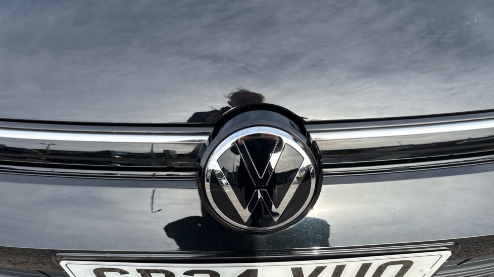 Volkswagen Golf 1.5 TSI 150 Match 5dr Petrol Hatchback - Image 21