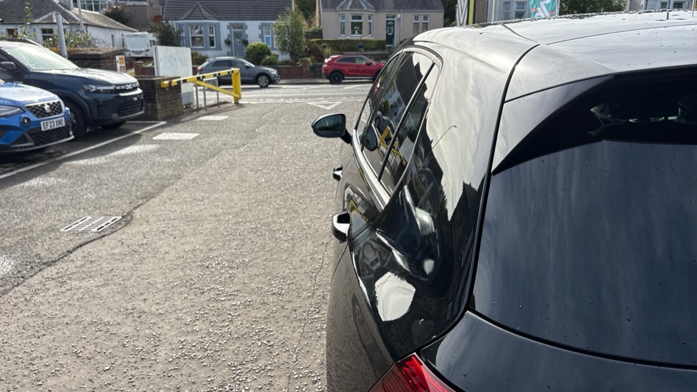 Volkswagen Golf 1.5 TSI 150 Match 5dr Petrol Hatchback - Image 30