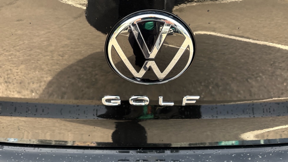 Volkswagen Golf 1.5 TSI 150 Match 5dr Petrol Hatchback - Image 31