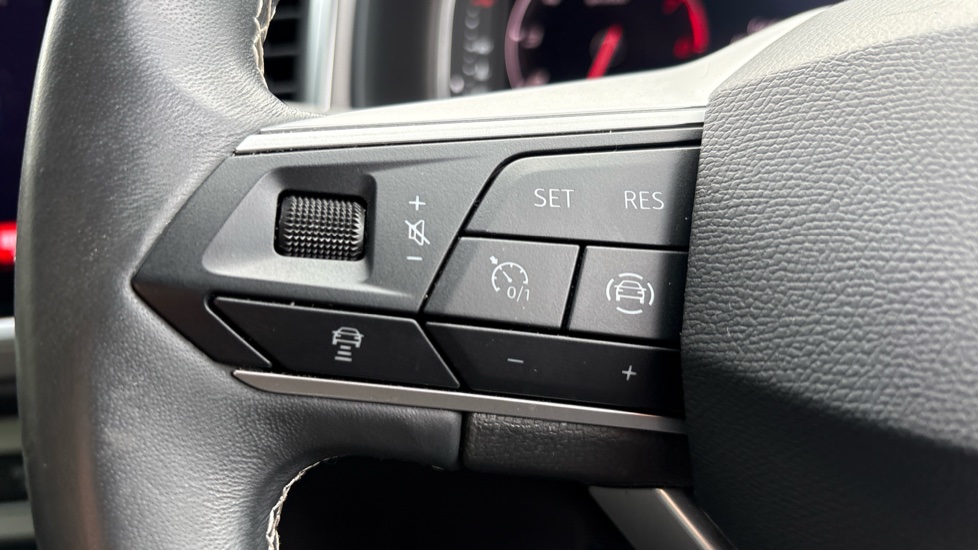 SEAT Ateca 1.5 TSI EVO Xperience Lux 5dr DSG Petrol Estate - Image 24