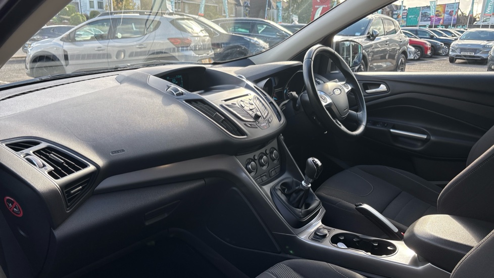 Ford Kuga 2.0 TDCi 150 Zetec 5dr 2WD Diesel Estate - Image 9