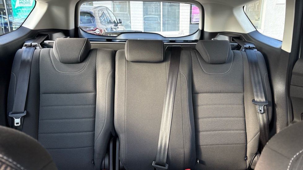 Ford Kuga 2.0 TDCi 150 Zetec 5dr 2WD Diesel Estate - Image 15