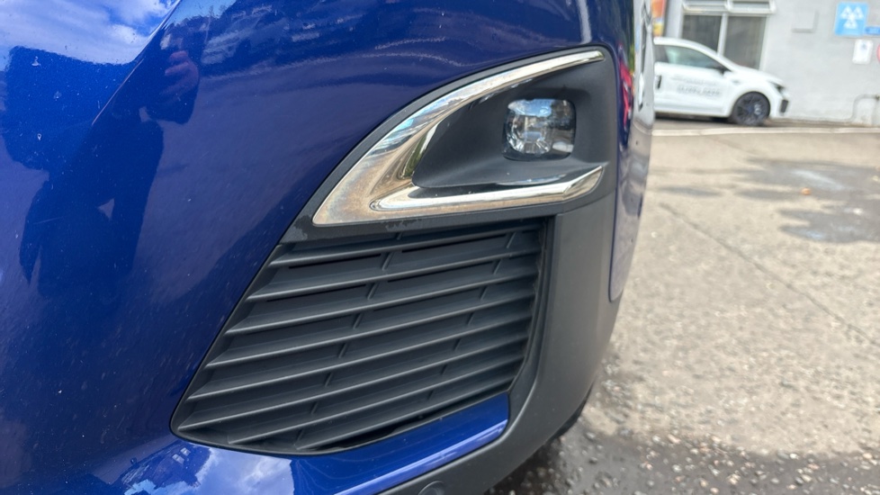 Peugeot 3008 2.0 BlueHDi GT Line 5dr Diesel Estate - Image 26