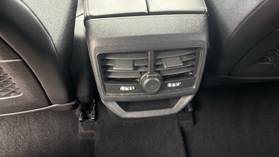 Peugeot 3008 2.0 BlueHDi GT Line 5dr Diesel Estate - Image 51