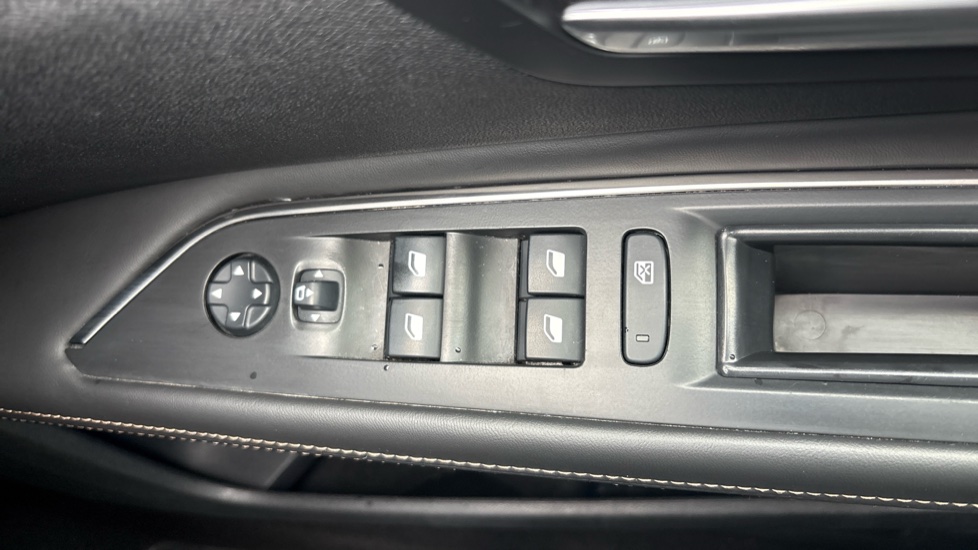 Peugeot 3008 2.0 BlueHDi GT Line 5dr Diesel Estate - Image 61