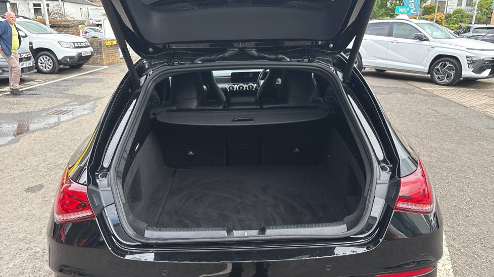 Mercedes-Benz CLA 220d AMG Line Premium Plus 5dr Tip Auto Diesel Estate - Image 4