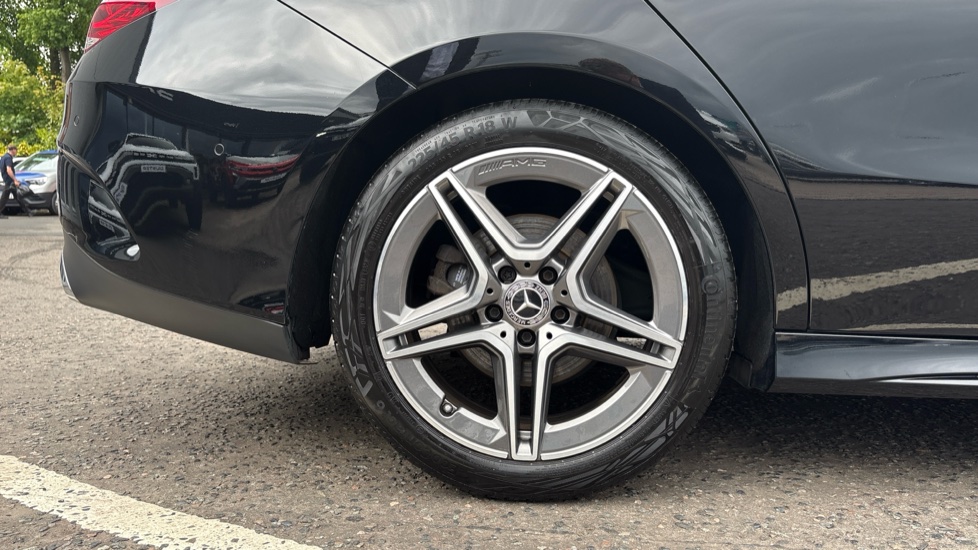 Mercedes-Benz CLA 220d AMG Line Premium Plus 5dr Tip Auto Diesel Estate - Image 7