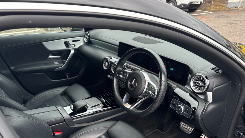 Mercedes-Benz CLA 220d AMG Line Premium Plus 5dr Tip Auto Diesel Estate - Image 11