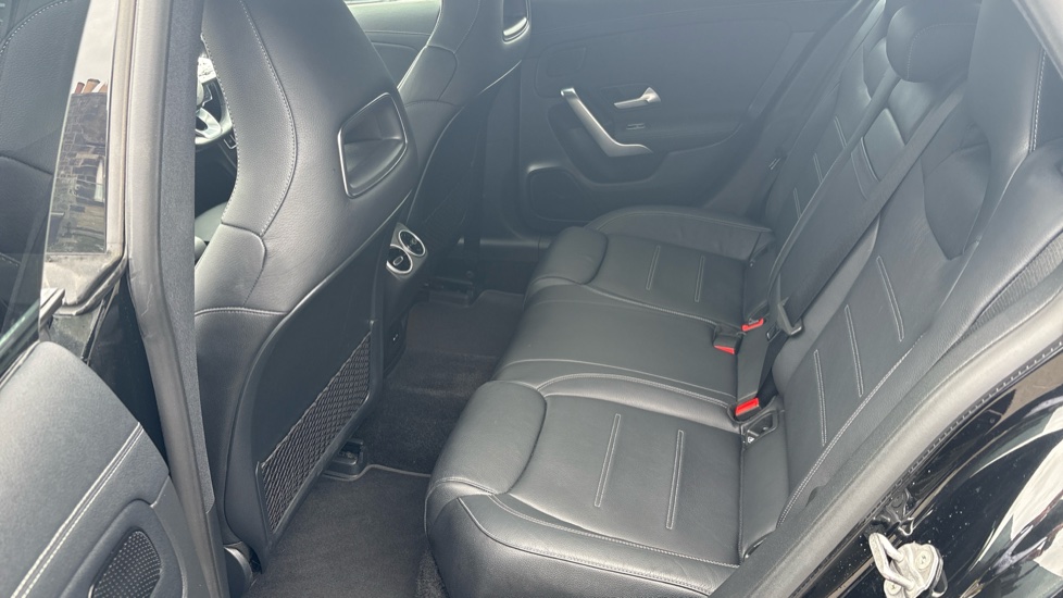 Mercedes-Benz CLA 220d AMG Line Premium Plus 5dr Tip Auto Diesel Estate - Image 16