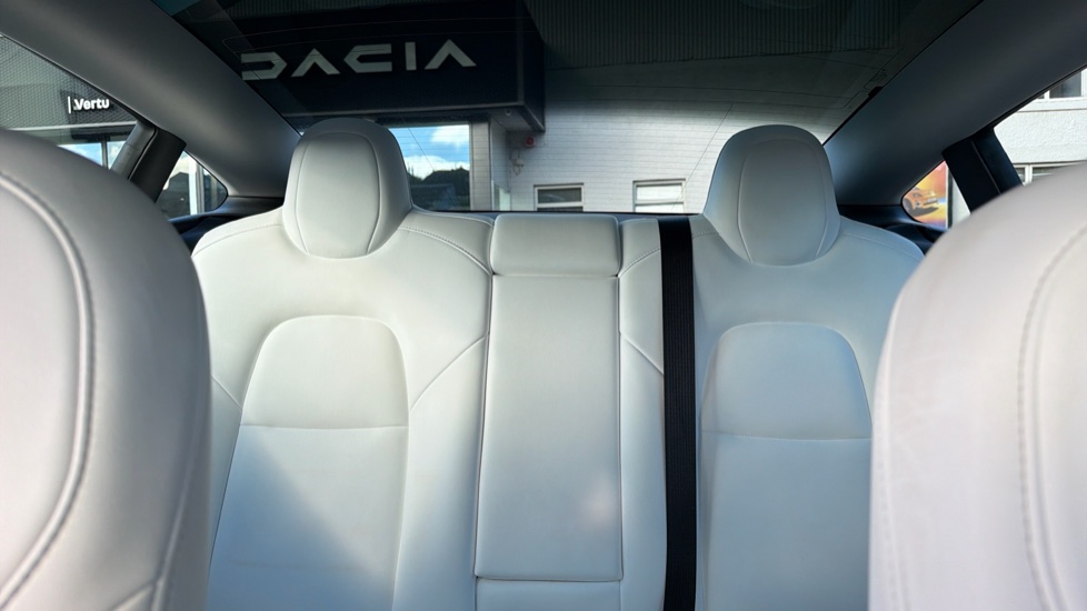 Tesla Model 3 Long Range AWD 4dr Auto Electric Saloon - Image 15
