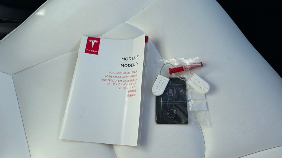 Tesla Model 3 Long Range AWD 4dr Auto Electric Saloon - Image 19