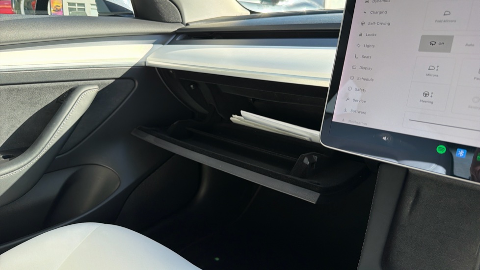 Tesla Model 3 Long Range AWD 4dr Auto Electric Saloon - Image 57