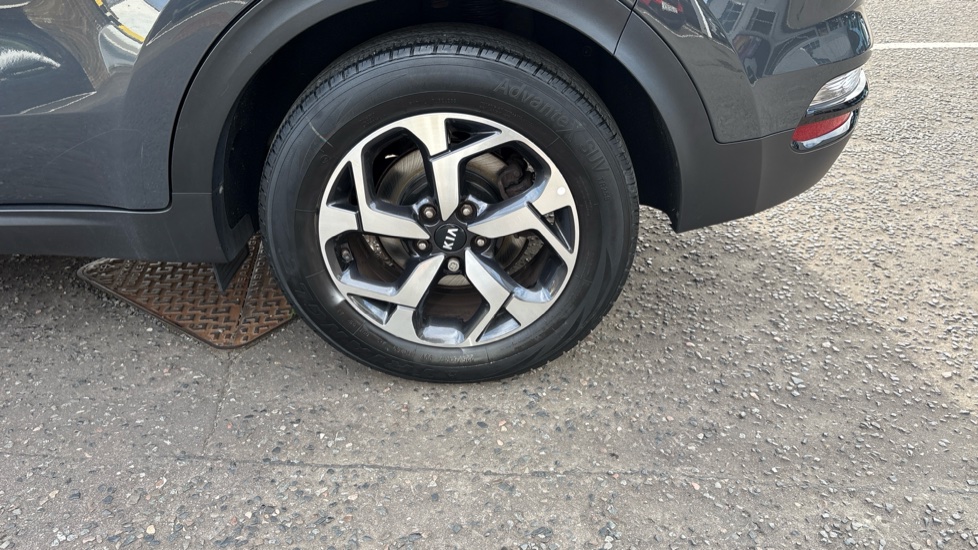 Kia Sportage 1.6 GDi ISG 2 5dr Petrol Estate - Image 28