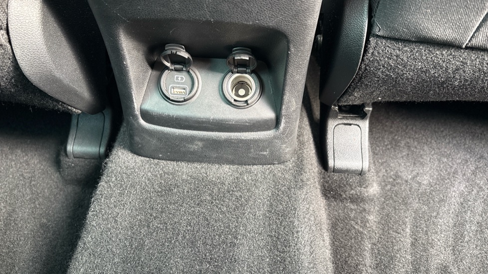 Kia Sportage 1.6 GDi ISG 2 5dr Petrol Estate - Image 38