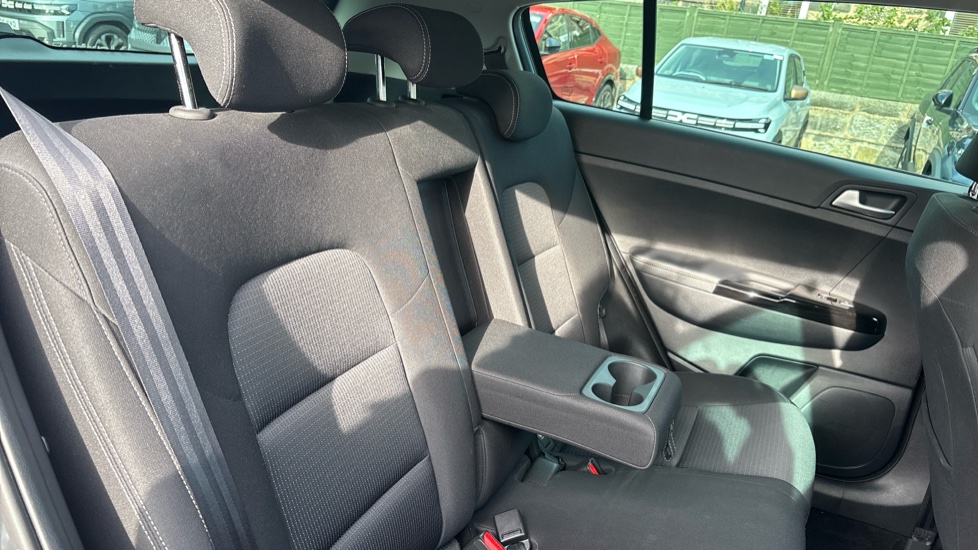 Kia Sportage 1.6 GDi ISG 2 5dr Petrol Estate - Image 41