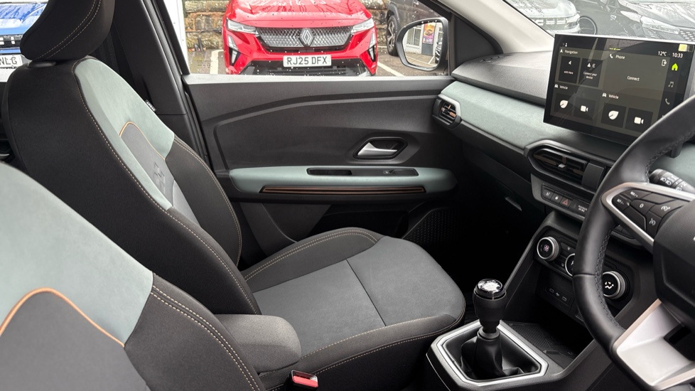 Dacia Sandero Stepway 1.0 TCe Extreme 5dr Petrol Hatchback - Image 14