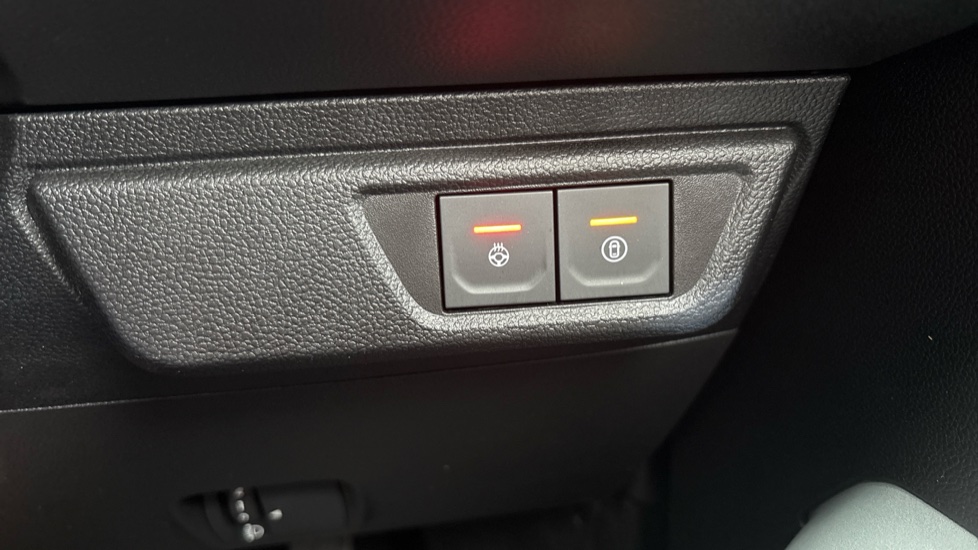 Dacia Sandero Stepway 1.0 TCe Extreme 5dr Petrol Hatchback - Image 41