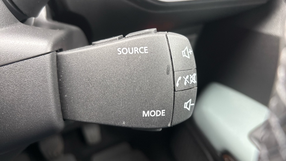Dacia Sandero Stepway 1.0 TCe Extreme 5dr Petrol Hatchback - Image 42