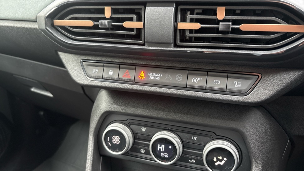 Dacia Sandero Stepway 1.0 TCe Extreme 5dr Petrol Hatchback - Image 47