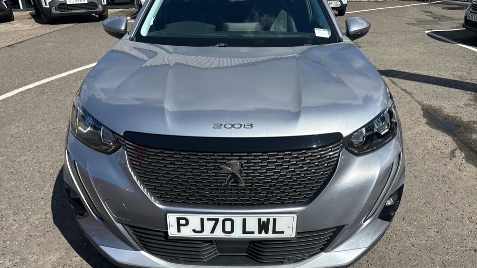 Peugeot 2008 1.2 PureTech Allure 5dr Petrol Estate - Image 8
