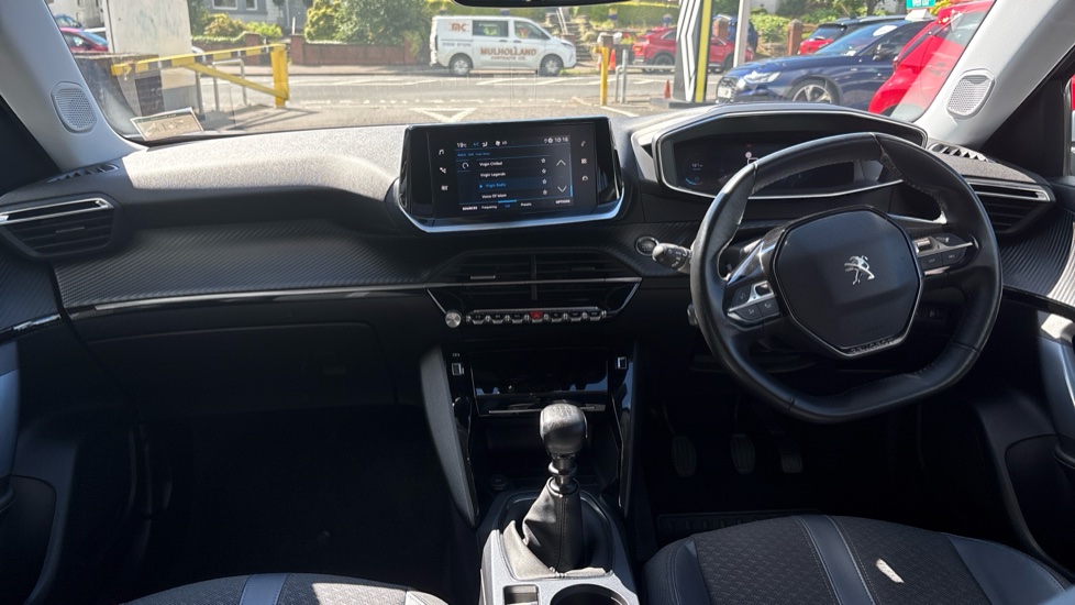 Peugeot 2008 1.2 PureTech Allure 5dr Petrol Estate - Image 10