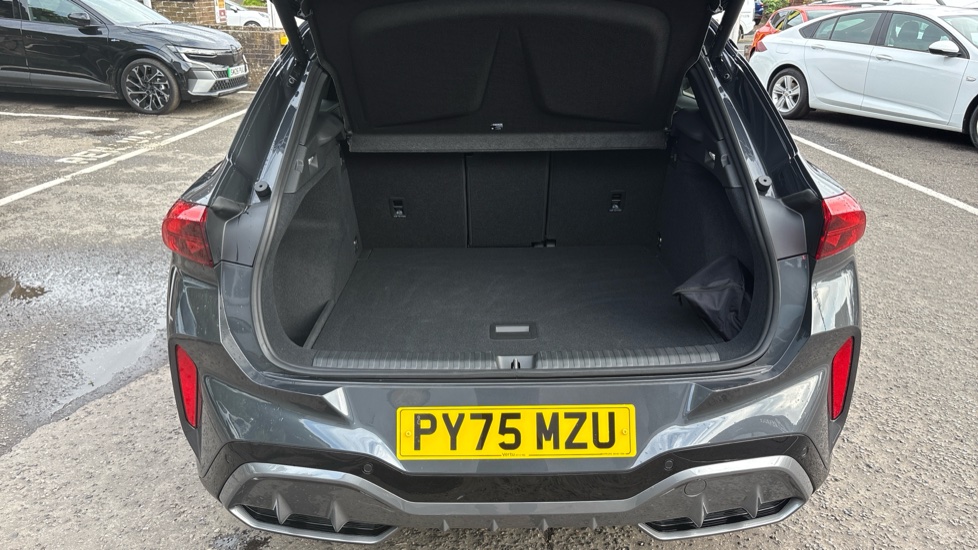 CUPRA Terramar 1.5 eTSI 150 V2 5dr DSG Petrol Hatchback - Image 4