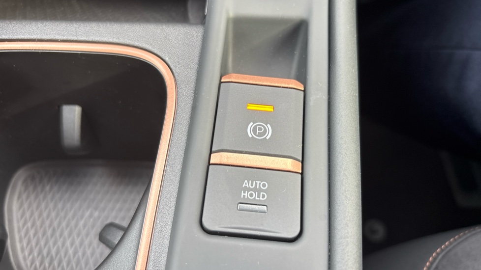 CUPRA Terramar 1.5 eTSI 150 V2 5dr DSG Petrol Hatchback - Image 32