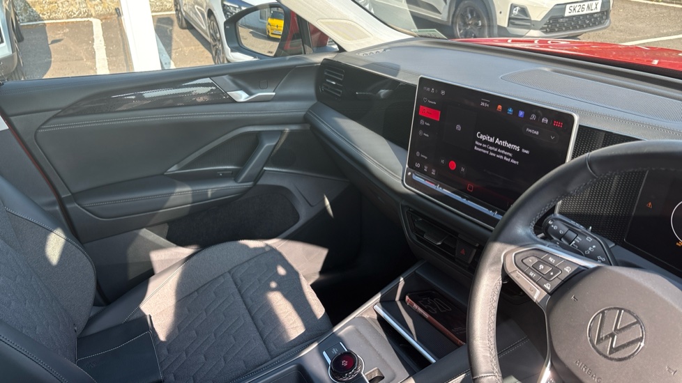 Volkswagen Tiguan 1.5 eTSI 150 Life Launch Edition 5dr DSG Petrol Estate - Image 14