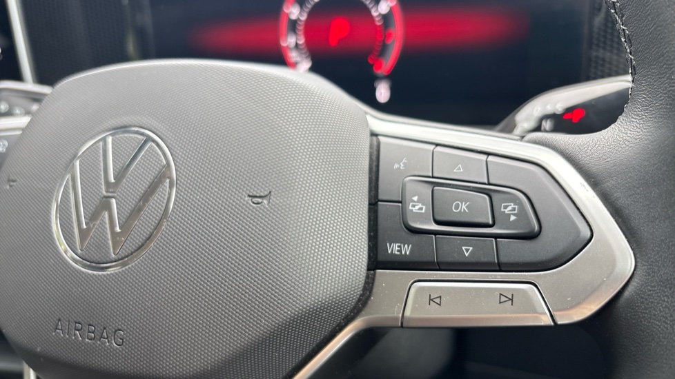 Volkswagen Tiguan 1.5 eTSI 150 Life Launch Edition 5dr DSG Petrol Estate - Image 65