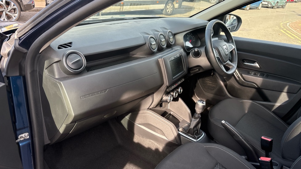 Dacia Duster 1.5 Blue dCi Comfort 5dr Diesel Estate - Image 9