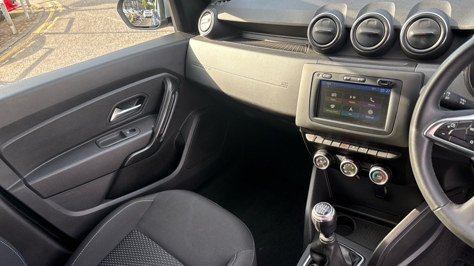 Dacia Duster 1.5 Blue dCi Comfort 5dr Diesel Estate - Image 14