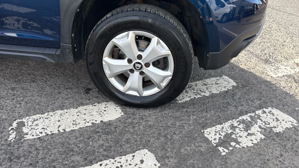Dacia Duster 1.5 Blue dCi Comfort 5dr Diesel Estate - Image 35