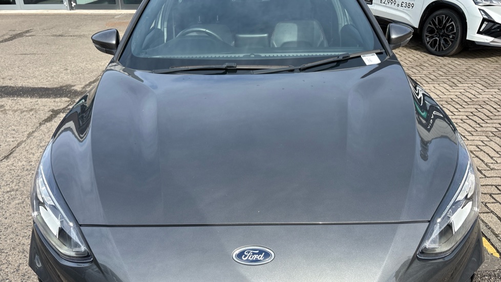 Ford Focus 1.0 EcoBoost 125 ST-Line X 5dr Petrol Hatchback - Image 8