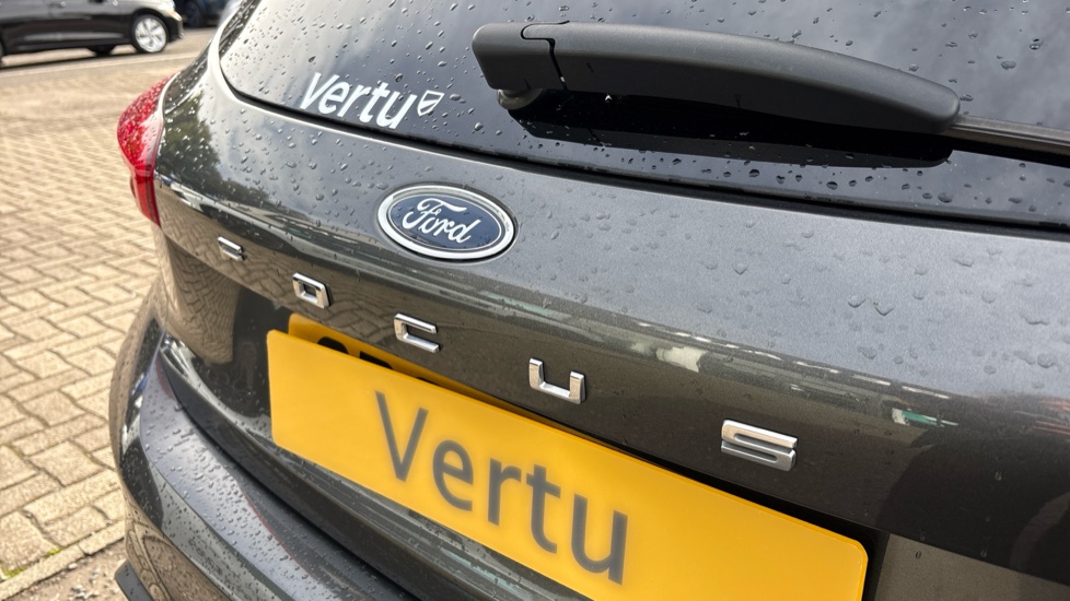 Ford Focus 1.0 EcoBoost 125 ST-Line X 5dr Petrol Hatchback - Image 22