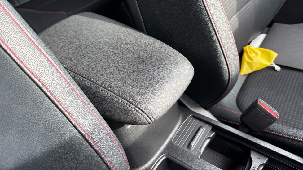 Ford Focus 1.0 EcoBoost 125 ST-Line X 5dr Petrol Hatchback - Image 41