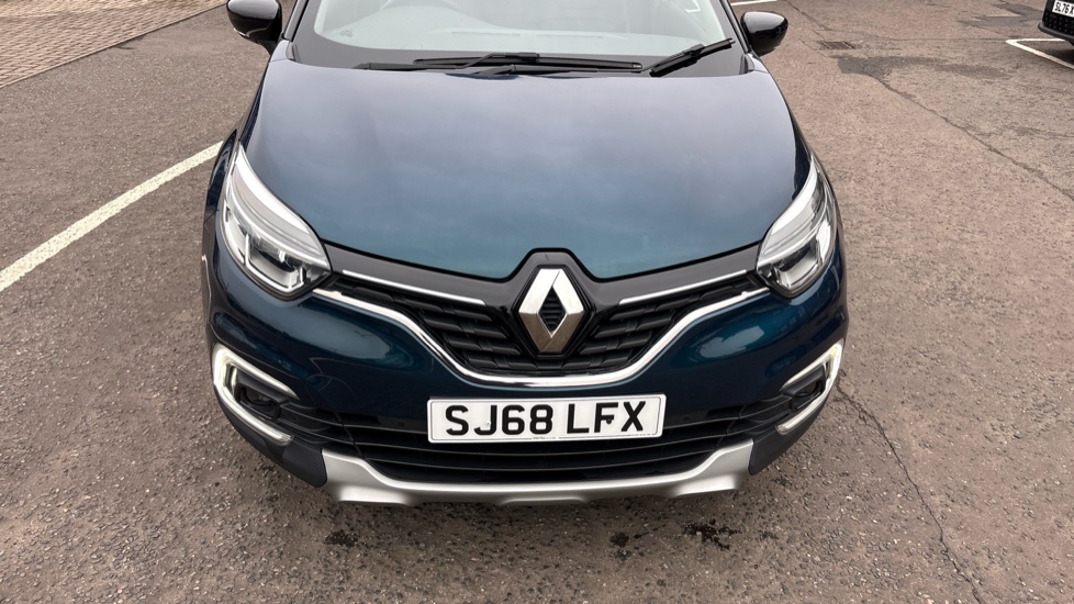 Renault Captur 0.9 TCE 90 GT Line 5dr Petrol Hatchback - Image 8