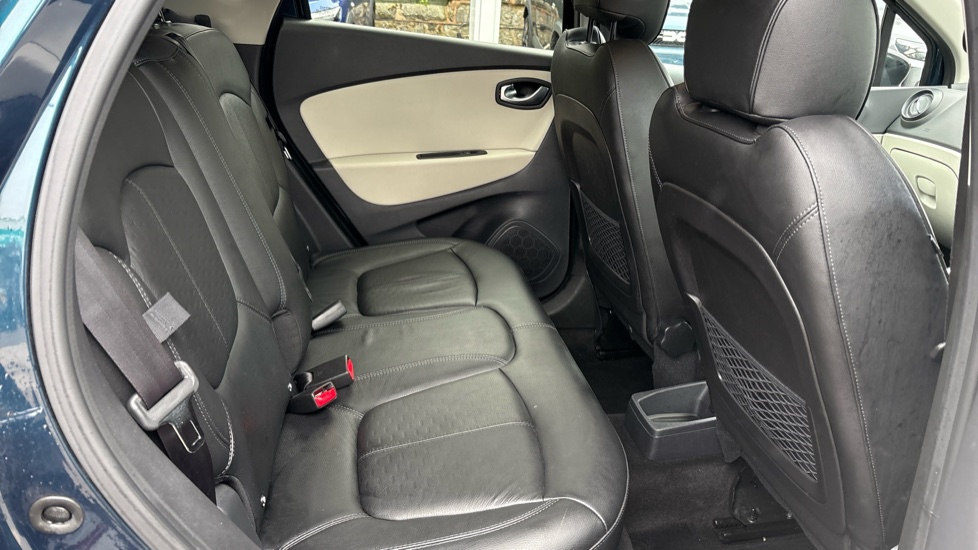 Renault Captur 0.9 TCE 90 GT Line 5dr Petrol Hatchback - Image 16