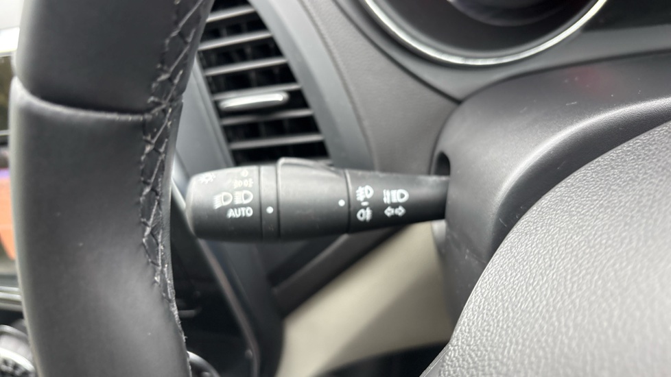 Renault Captur 0.9 TCE 90 GT Line 5dr Petrol Hatchback - Image 70