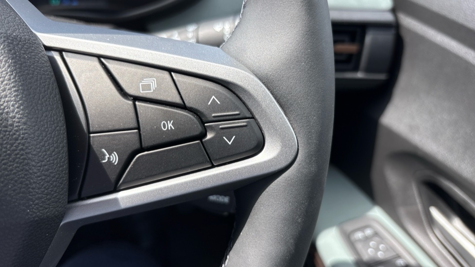 Dacia Jogger 1.8 HEV Extreme 5dr Auto Hybrid Estate - Image 53