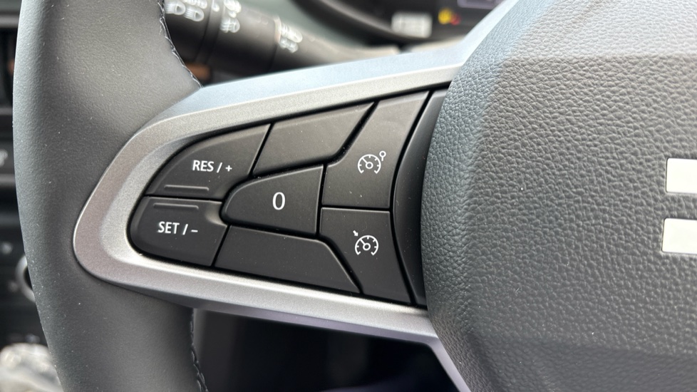 Dacia Jogger 1.8 HEV Extreme 5dr Auto Hybrid Estate - Image 54