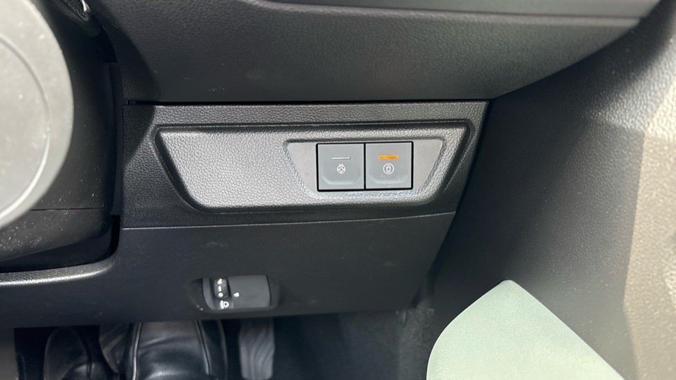 Dacia Jogger 1.8 HEV Extreme 5dr Auto Hybrid Estate - Image 56