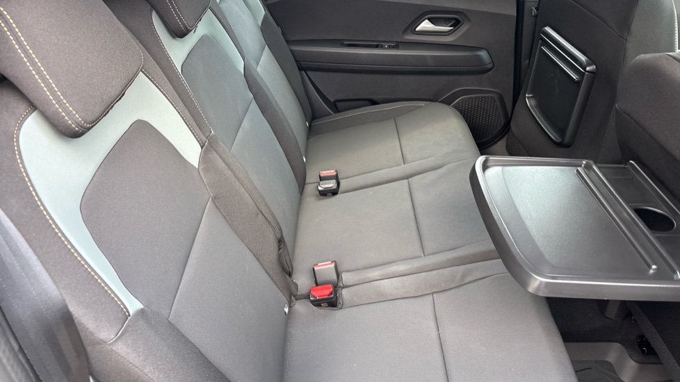 Dacia Jogger 1.8 HEV Extreme 5dr Auto Hybrid Estate - Image 68