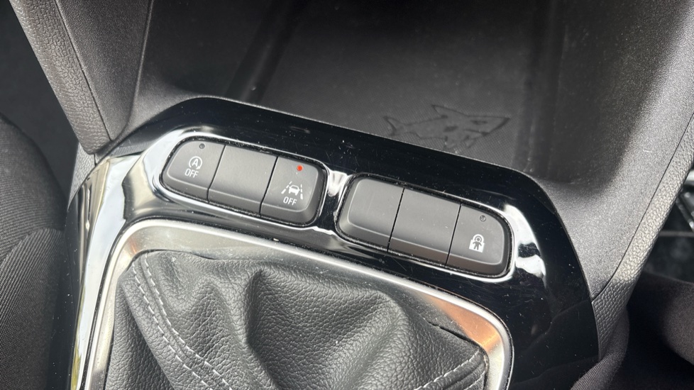 Vauxhall Corsa 1.2 SE 5dr Petrol Hatchback - Image 42
